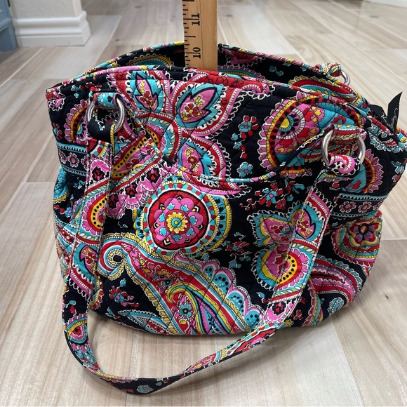 Vera Bradley Bag, great condition! Paisley print - Picture 7 of 7